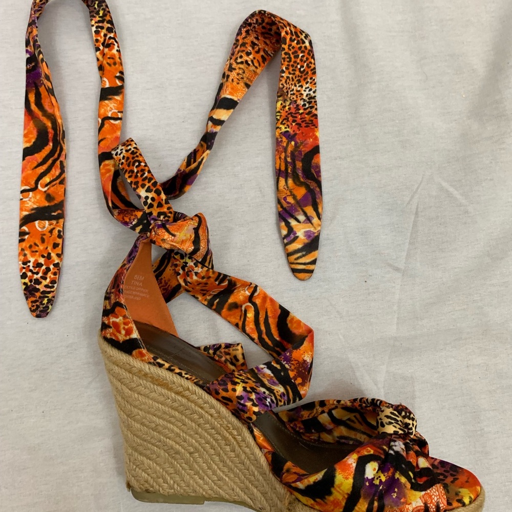 Impo animal print open toe ankle wrap size 8